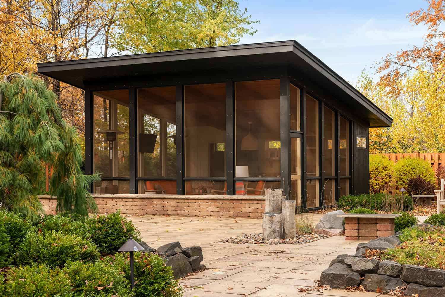 midcentury-bohemian-screened-porch