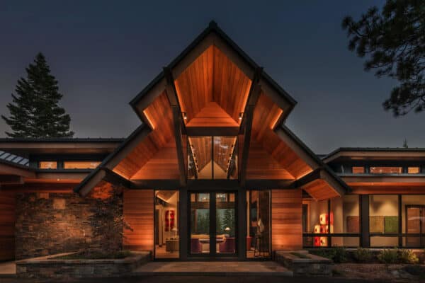 featured posts image for Step inside this modern yet inviting mountain home in Northern California