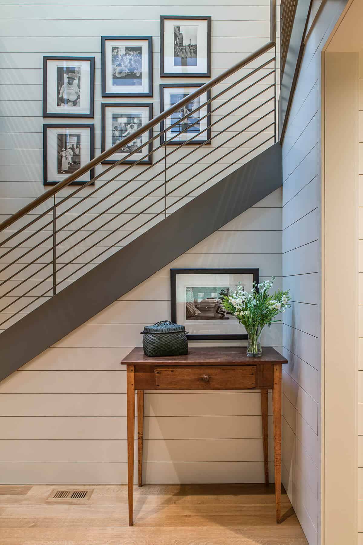 transitional-hall