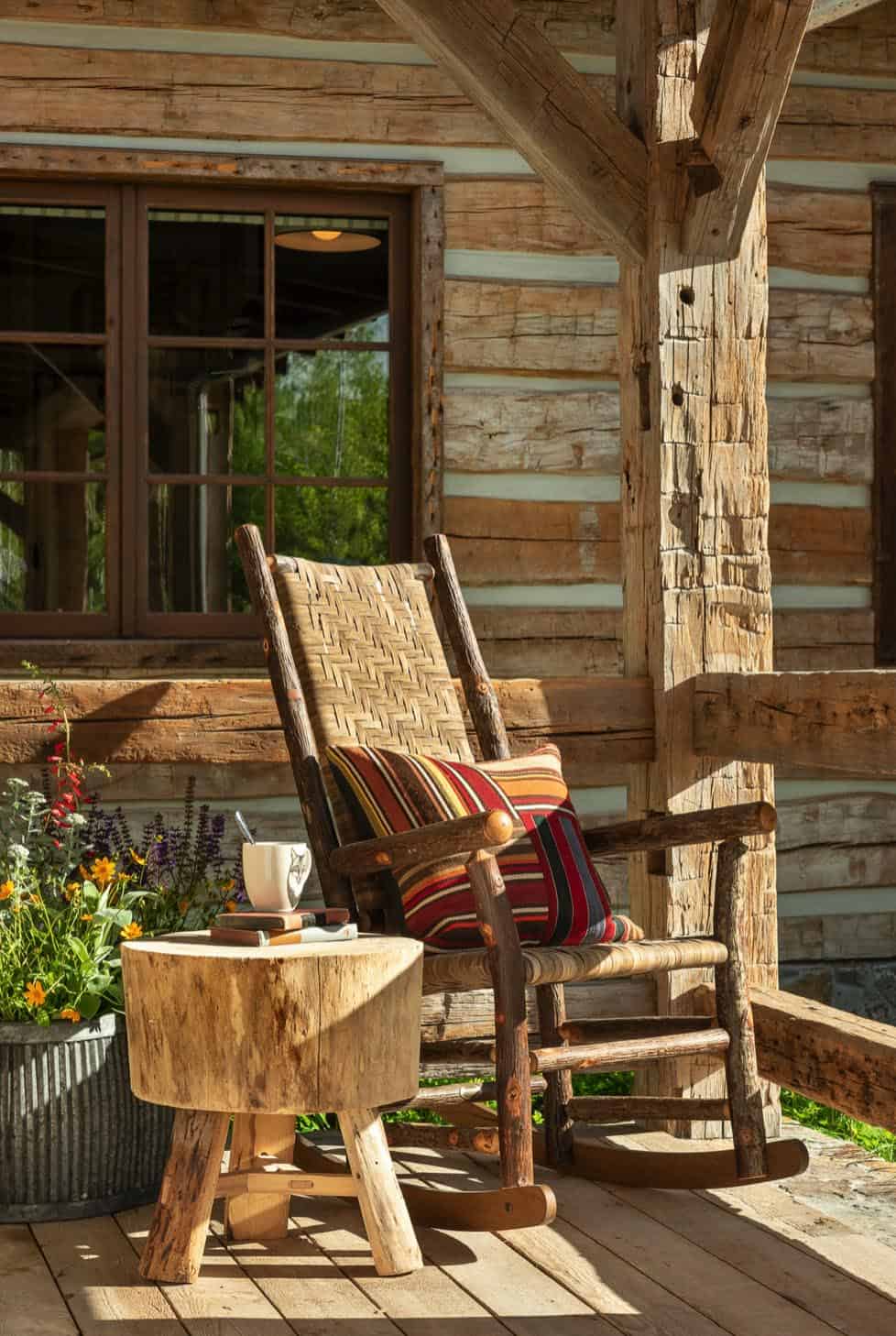 rustic-mountain-house-front-entry