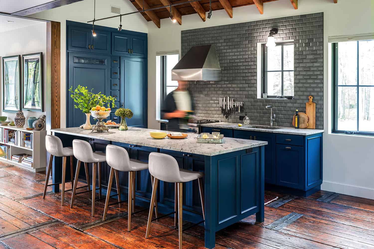 barn-home-kitchen