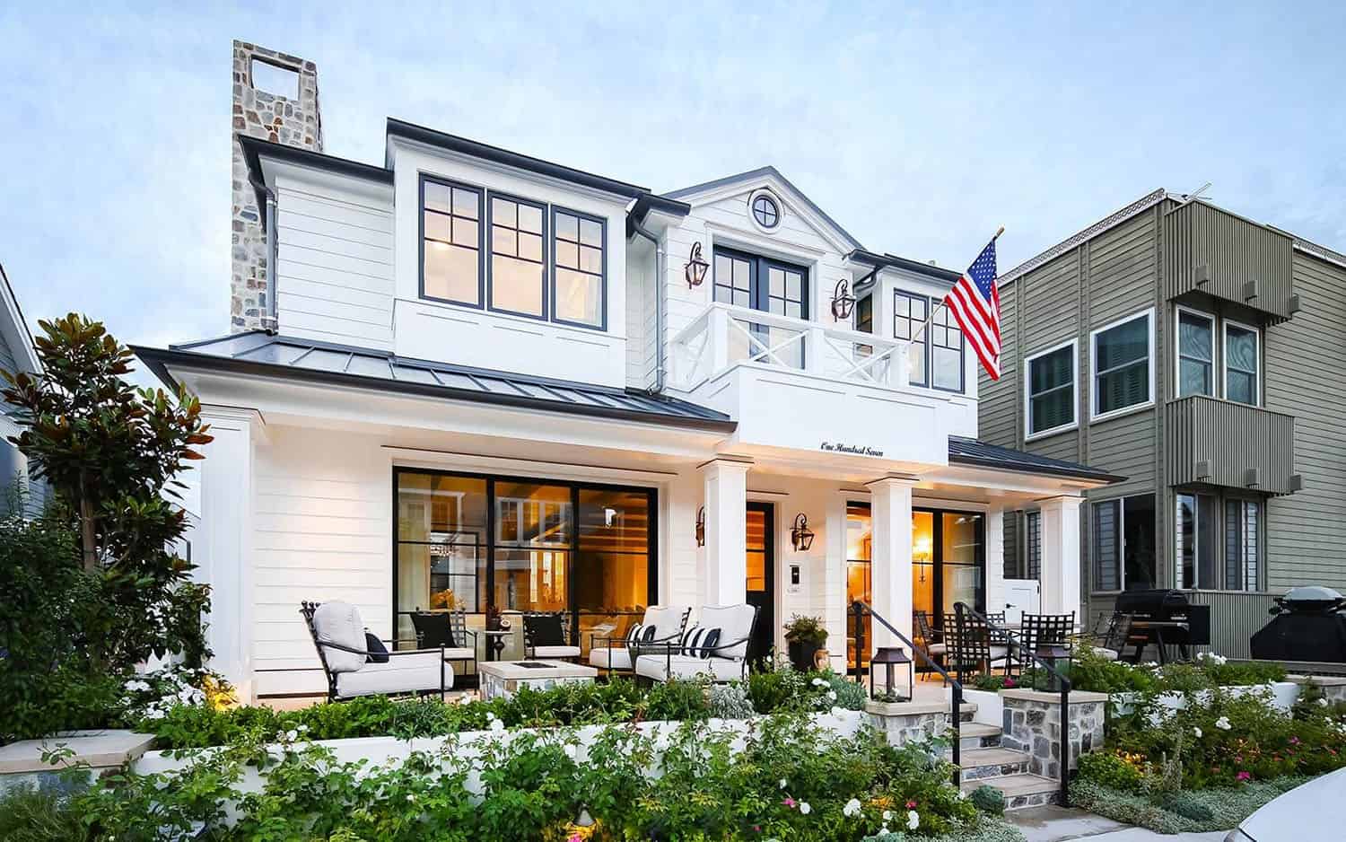beach-style-home-exterior