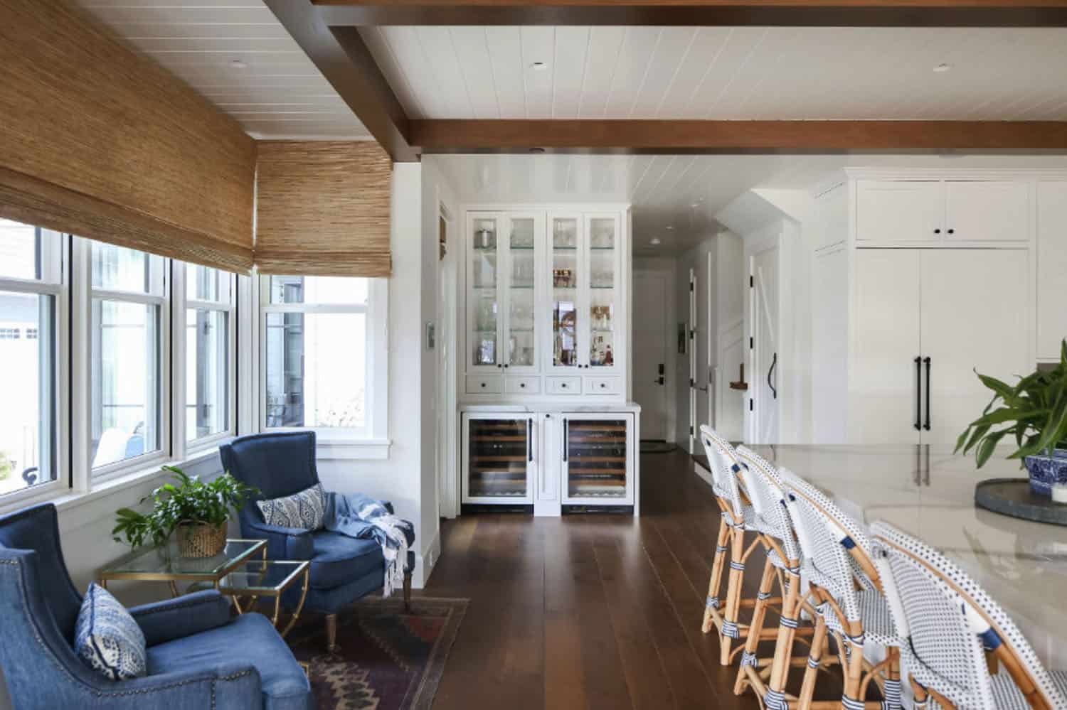 beach-style-kitchen
