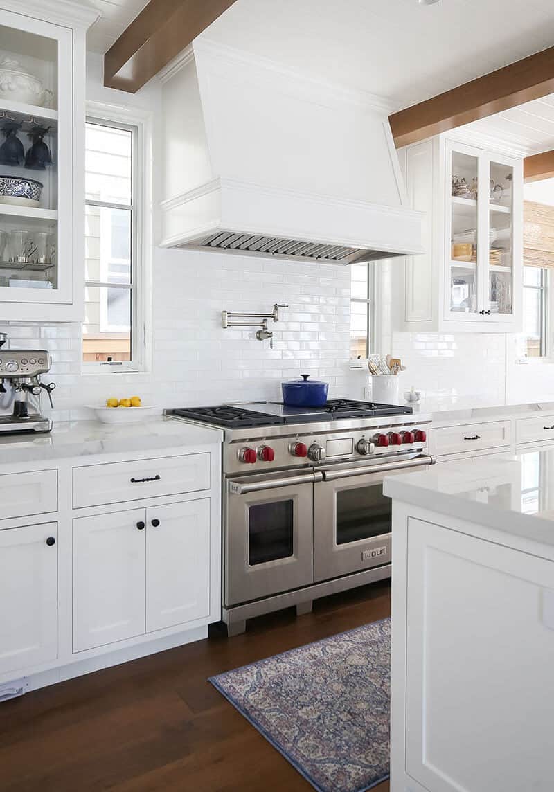 beach-style-kitchen