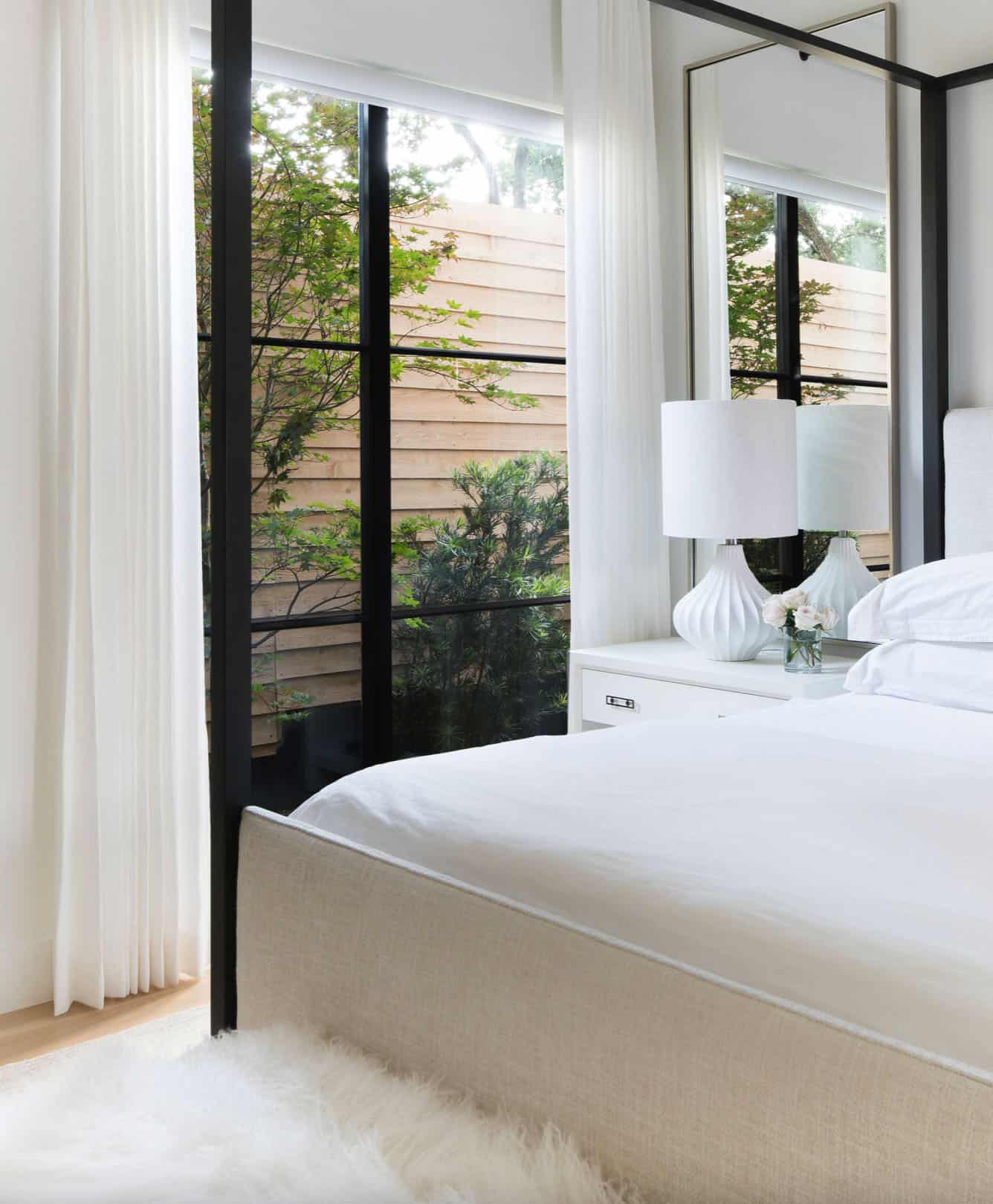 transitional-bedroom