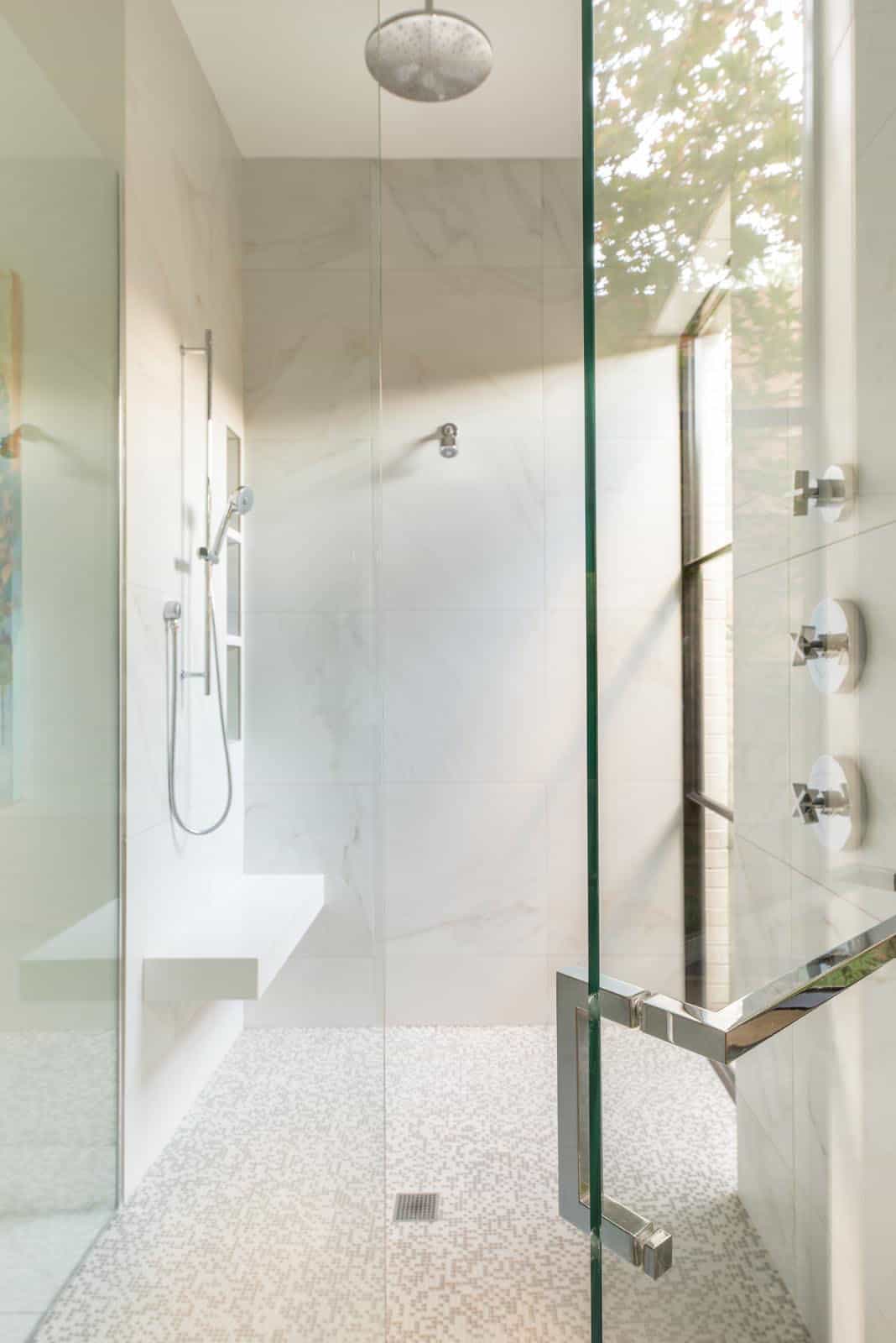 contemporary-bathroom