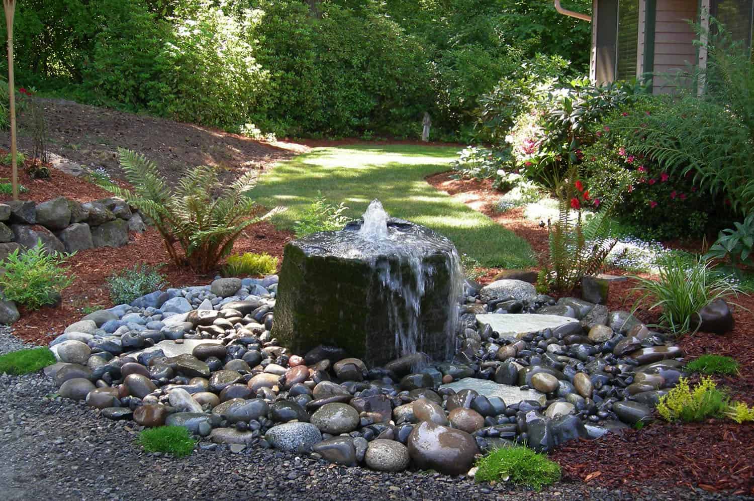 bubbling-boulder-rock-garden