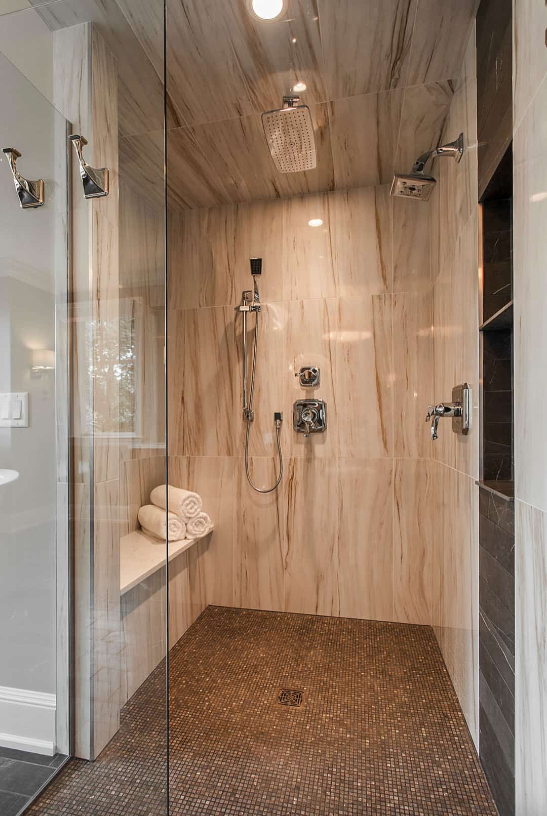 transitional-bathroom