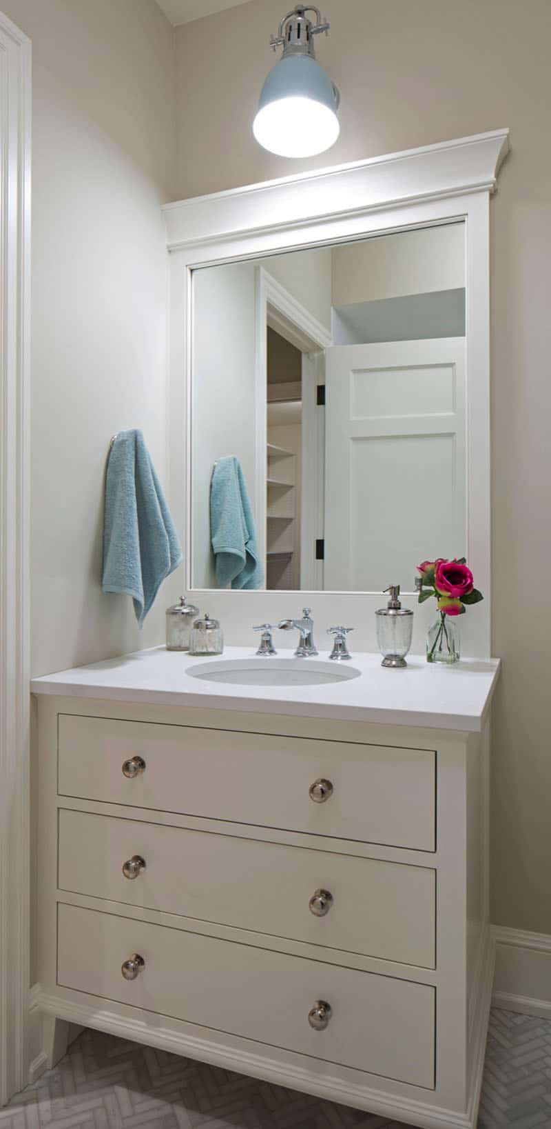 transitional-bathroom