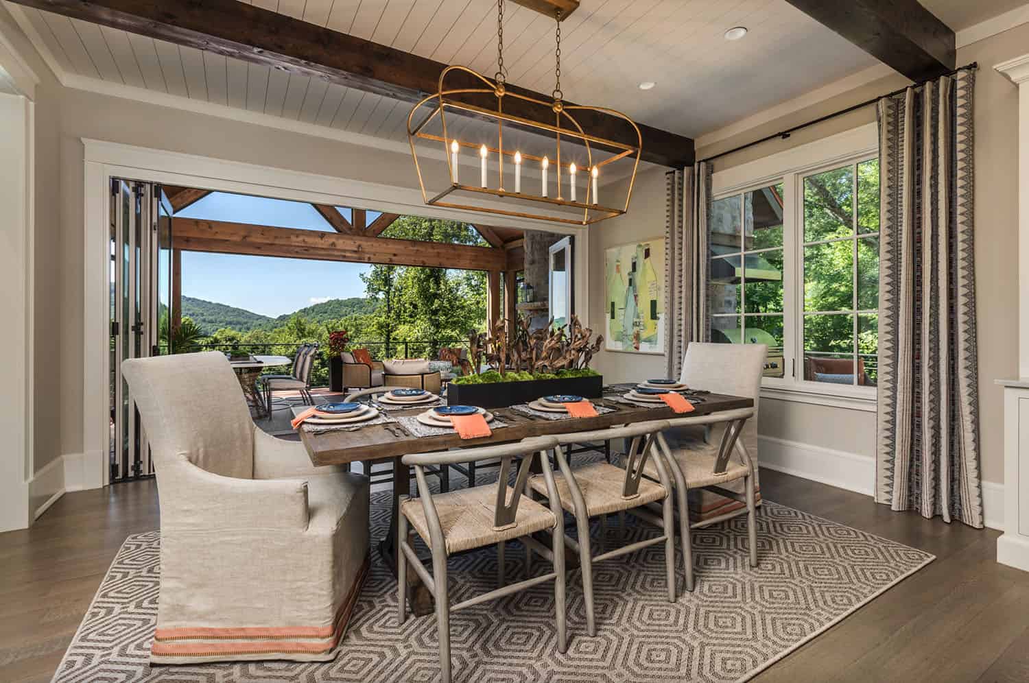 european-style-dining-room