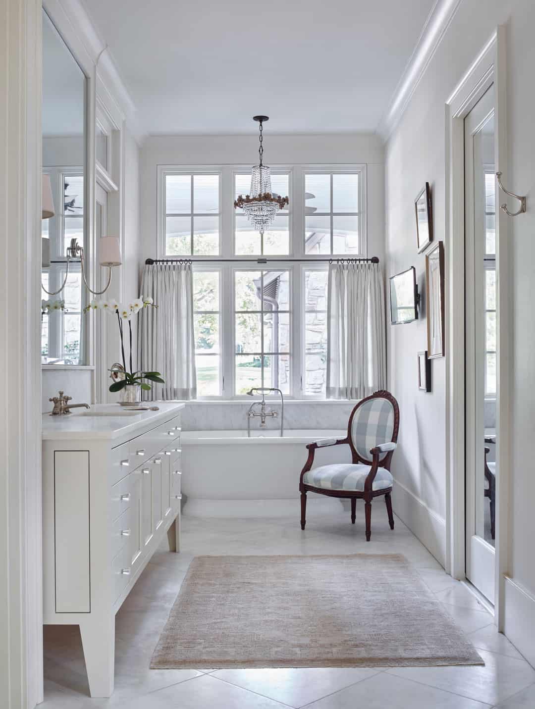 european-style-bathroom