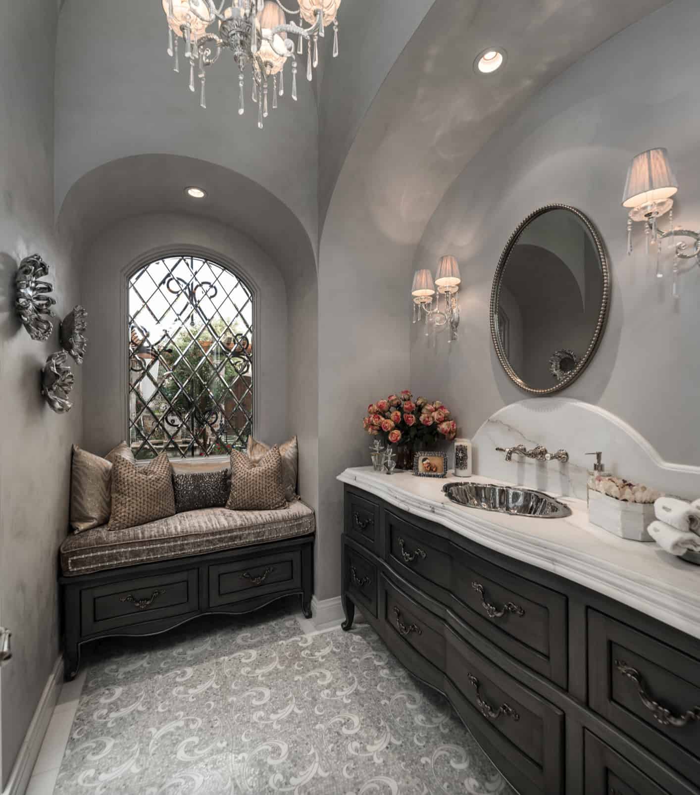 shabby-chic-style-powder-room