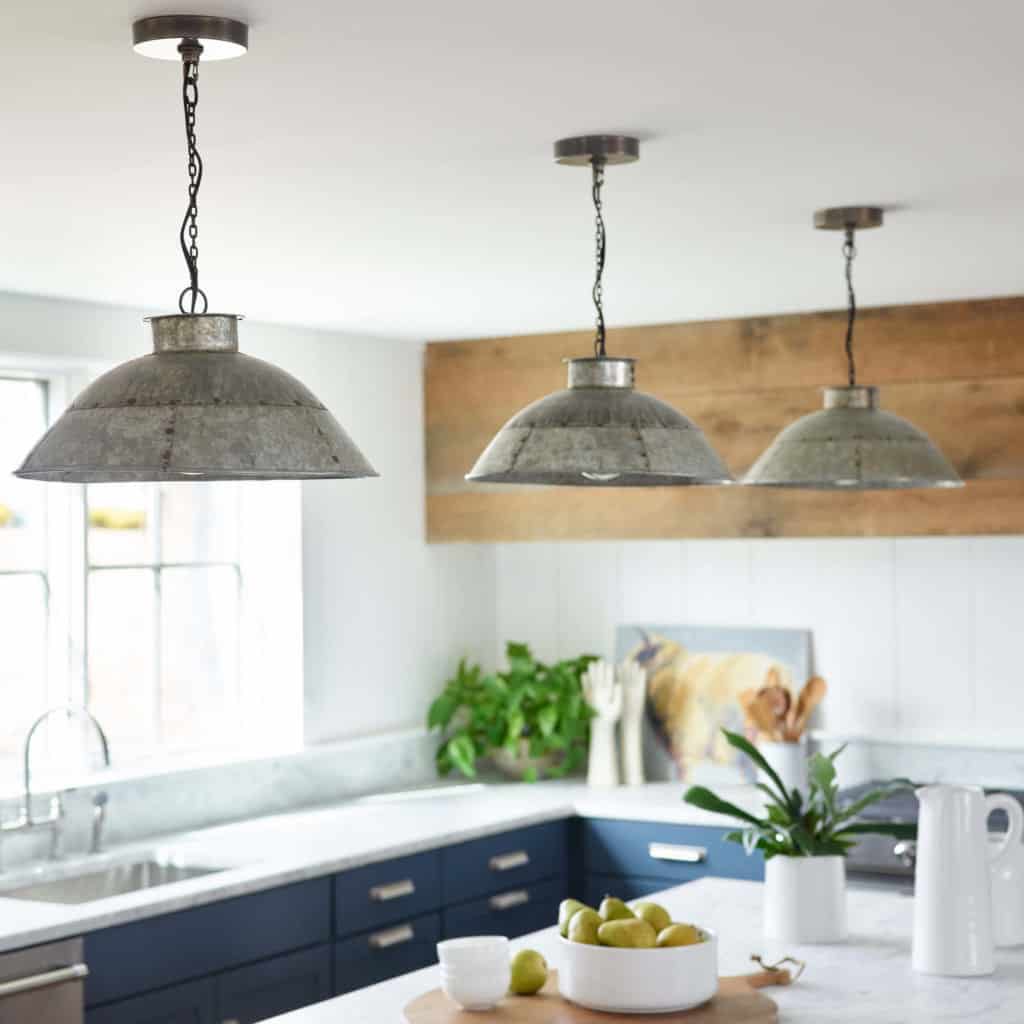 farmhouse-kitchen