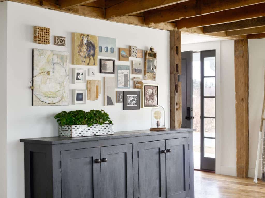 farmhouse-living-room