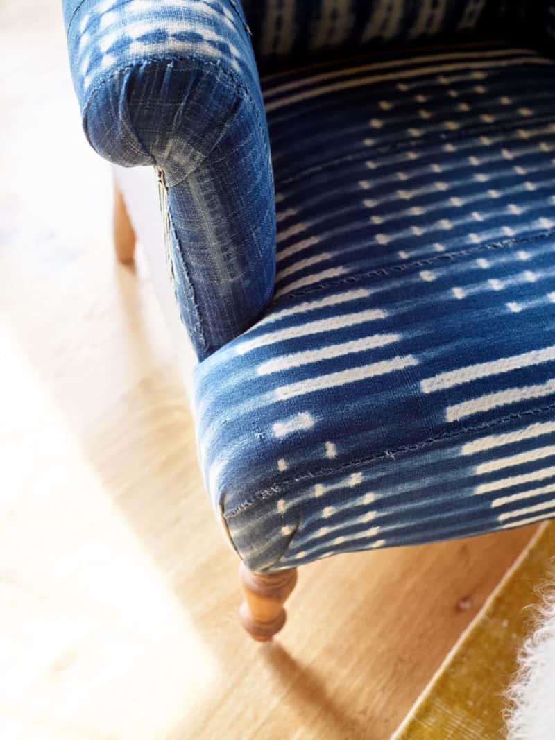 farmhouse-living-room-chair-detail