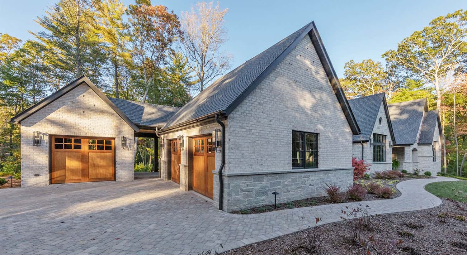 French-contemporary-home-exterior