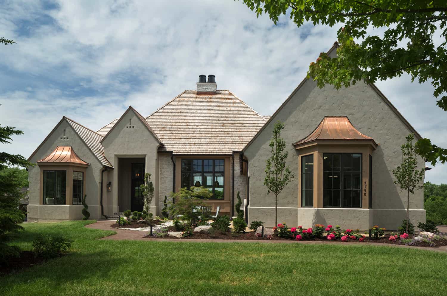 contemporary-home-exterior