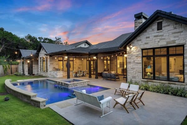 featured posts image for This stunning Texas farmhouse perfectly blends modern and rustic design