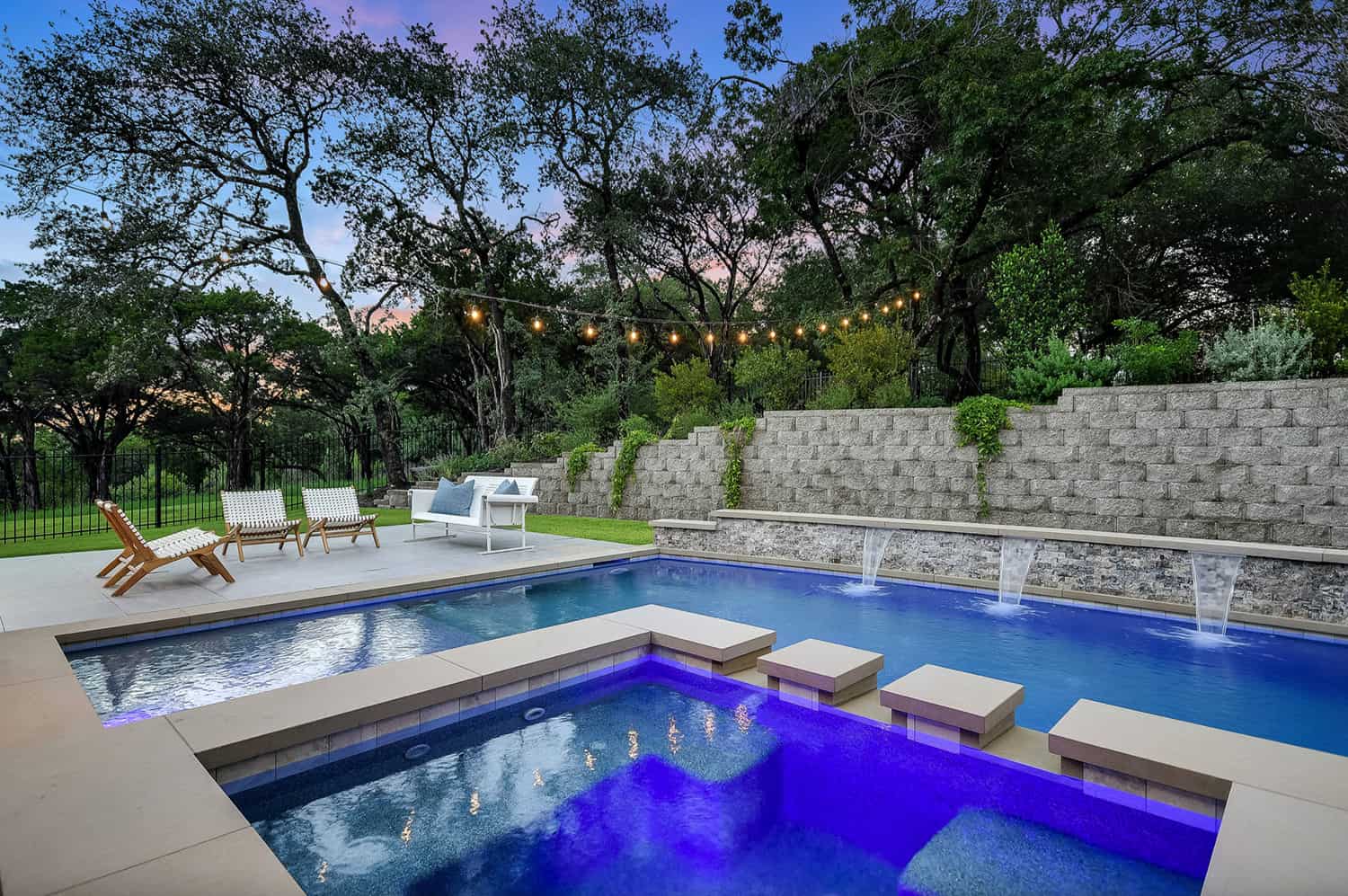 rustic-farmhouse-swimming-pool
