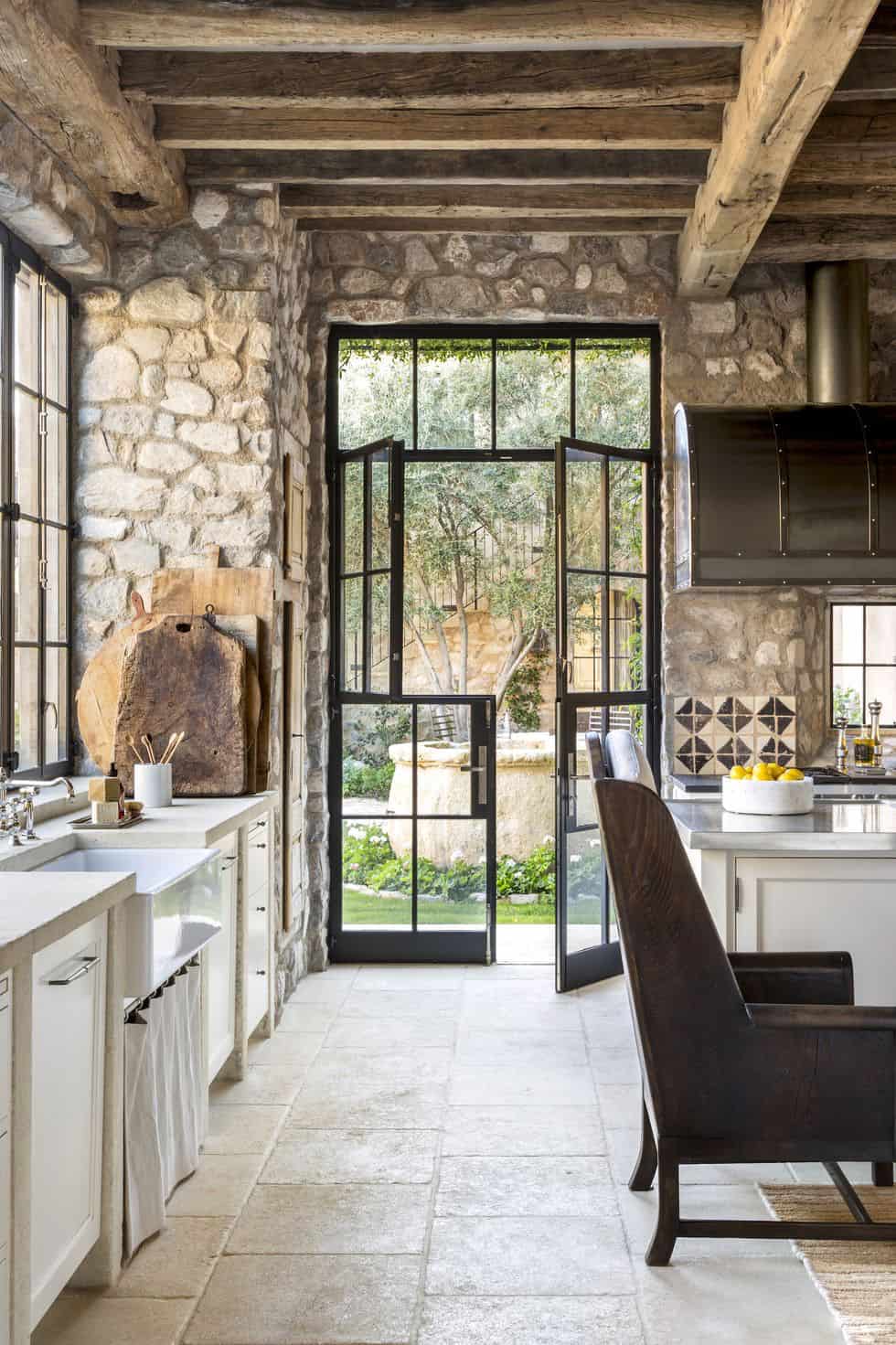 rustic-stone-wall-kitchen