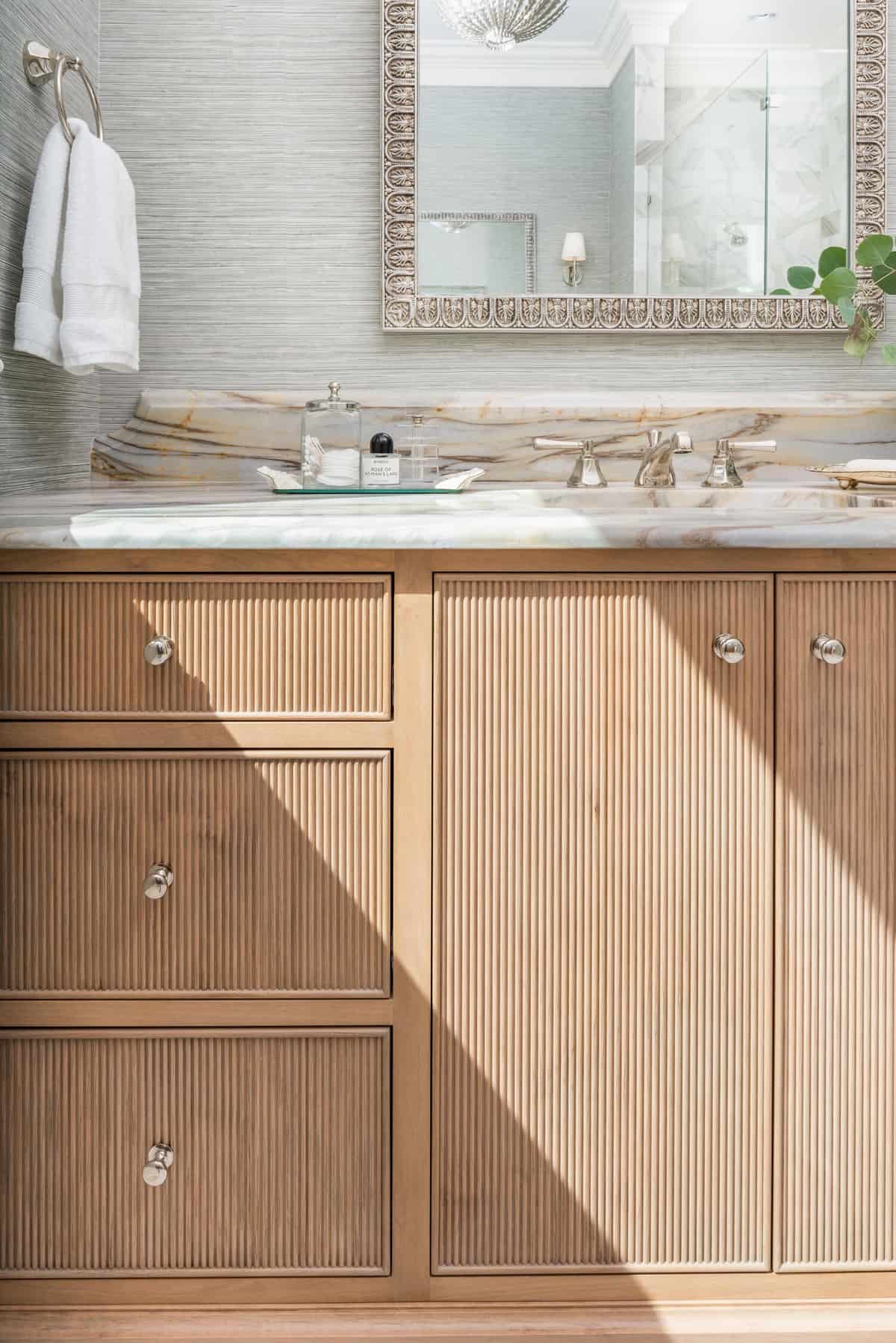 coastal-style-bathroom