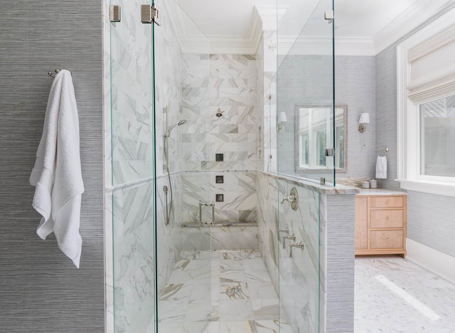 coastal-style-bathroom-shower