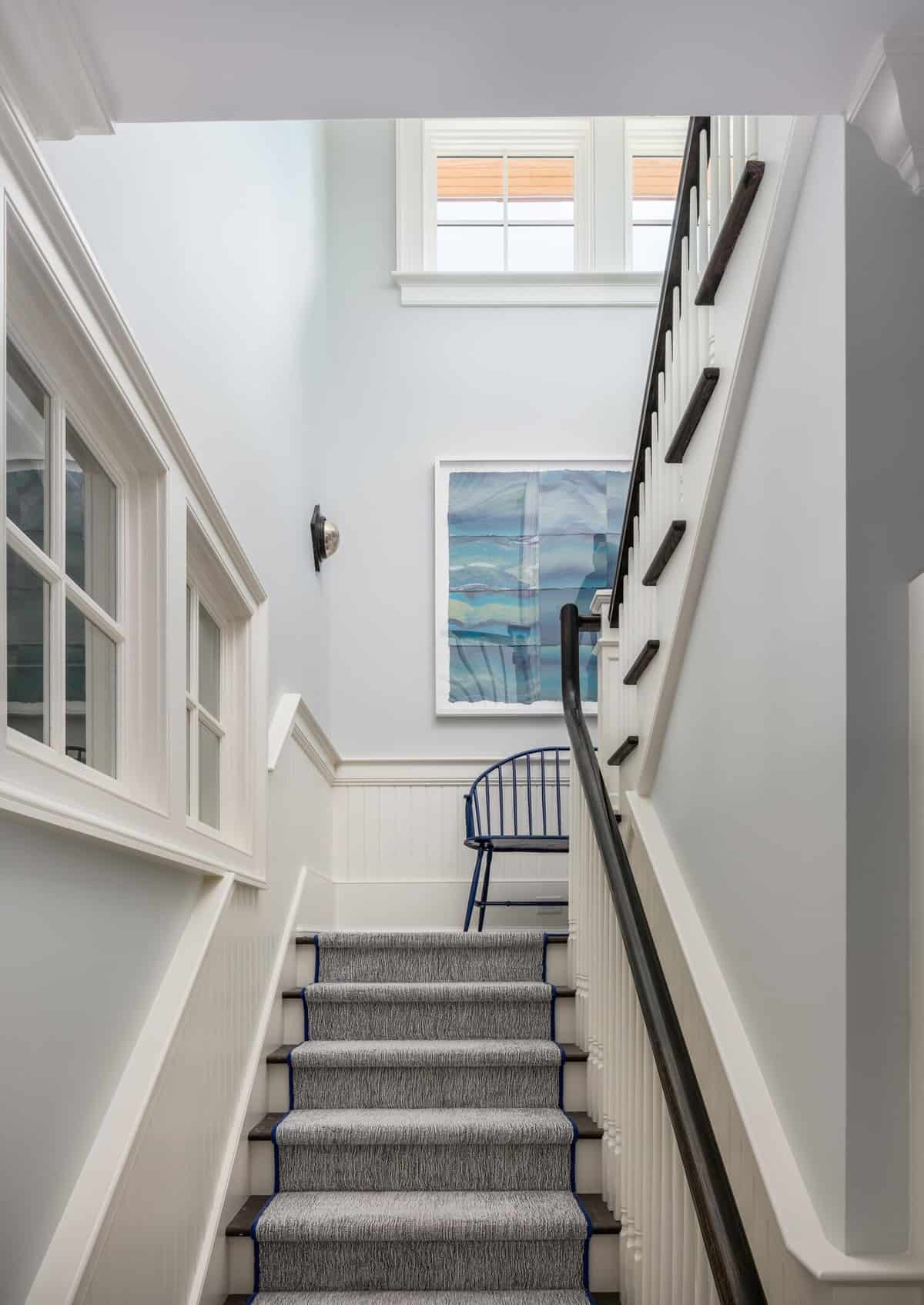 coastal-style-staircase