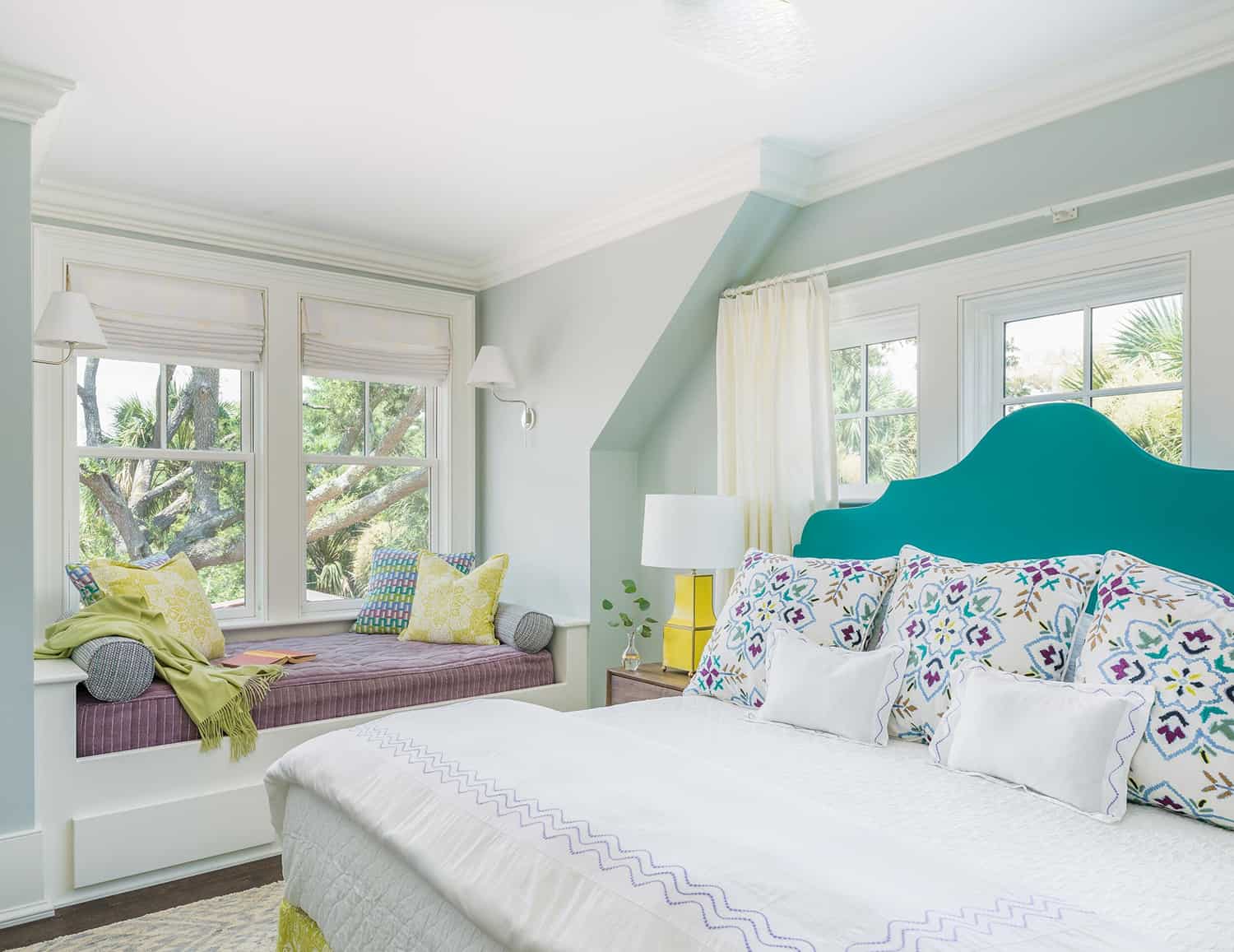 coastal-style-bedroom