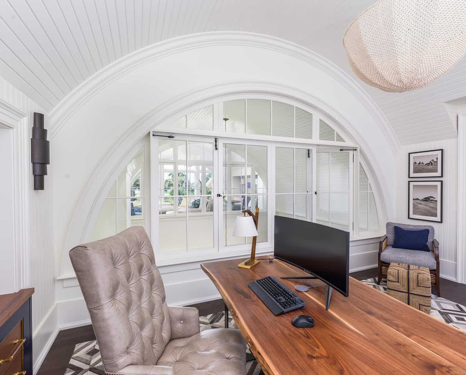coastal-style-home-office