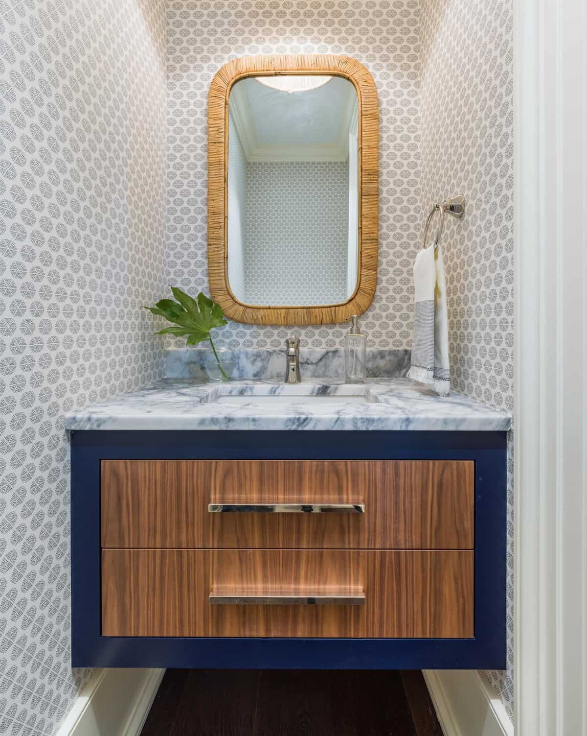 coastal-style-bathroom