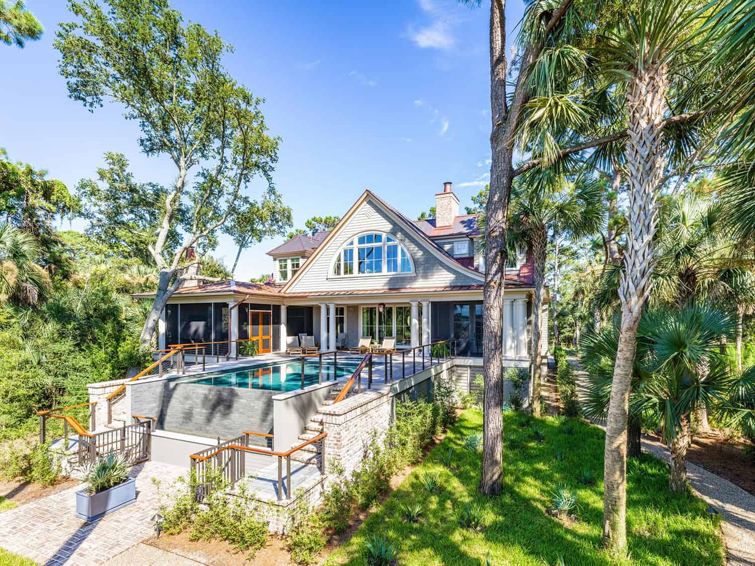 coastal-style-swimming-pool