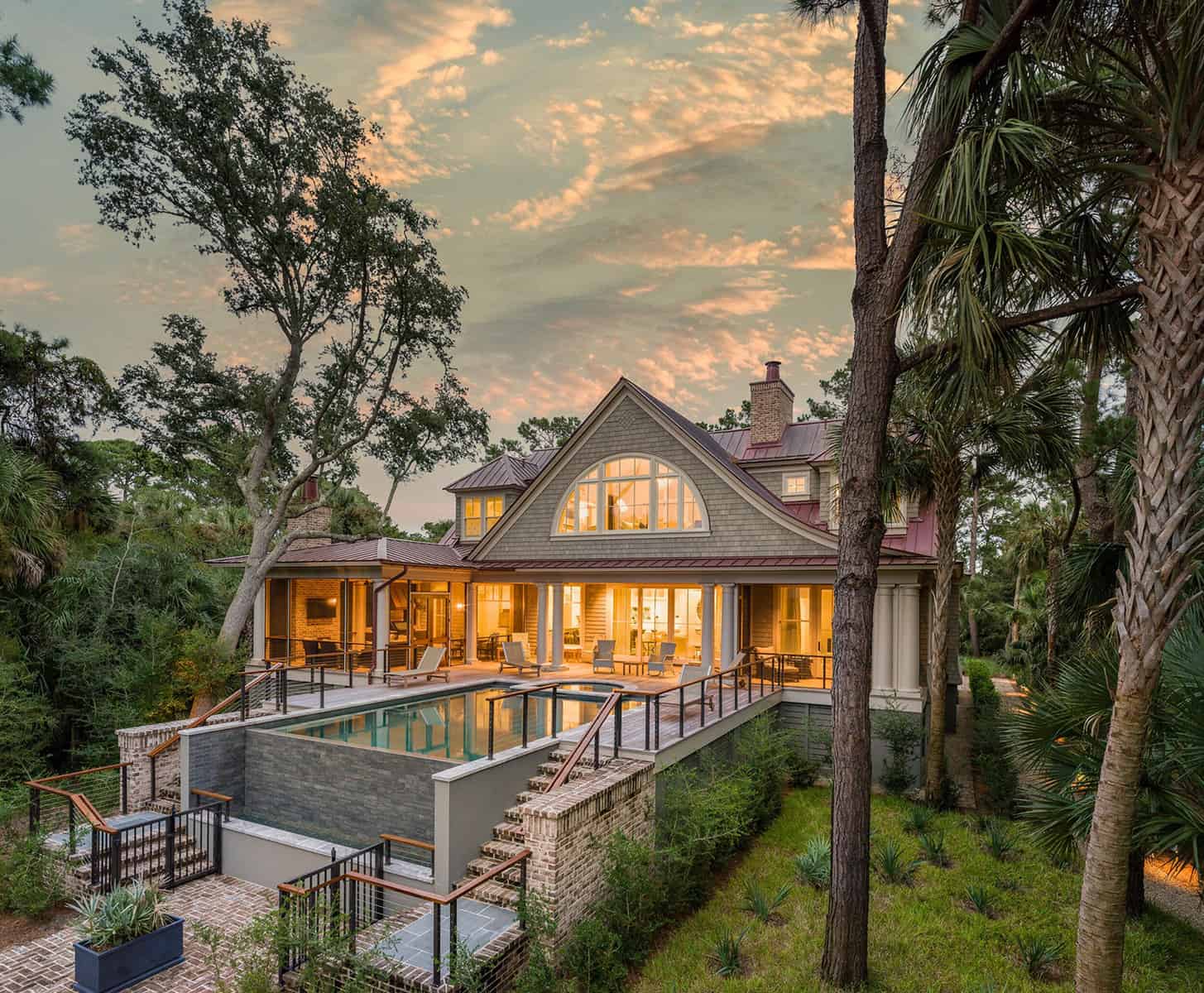coastal-style-swimming-pool