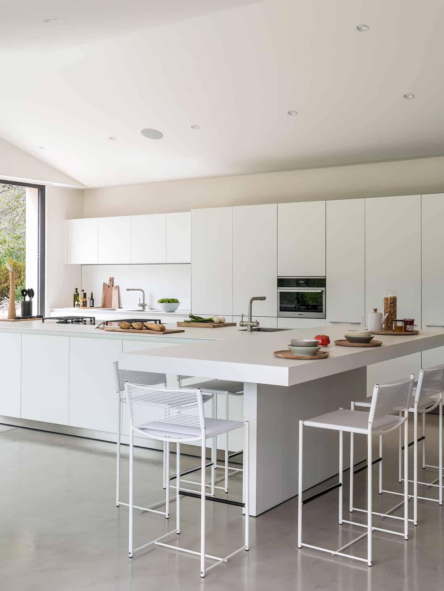 mediterranean-style-kitchen