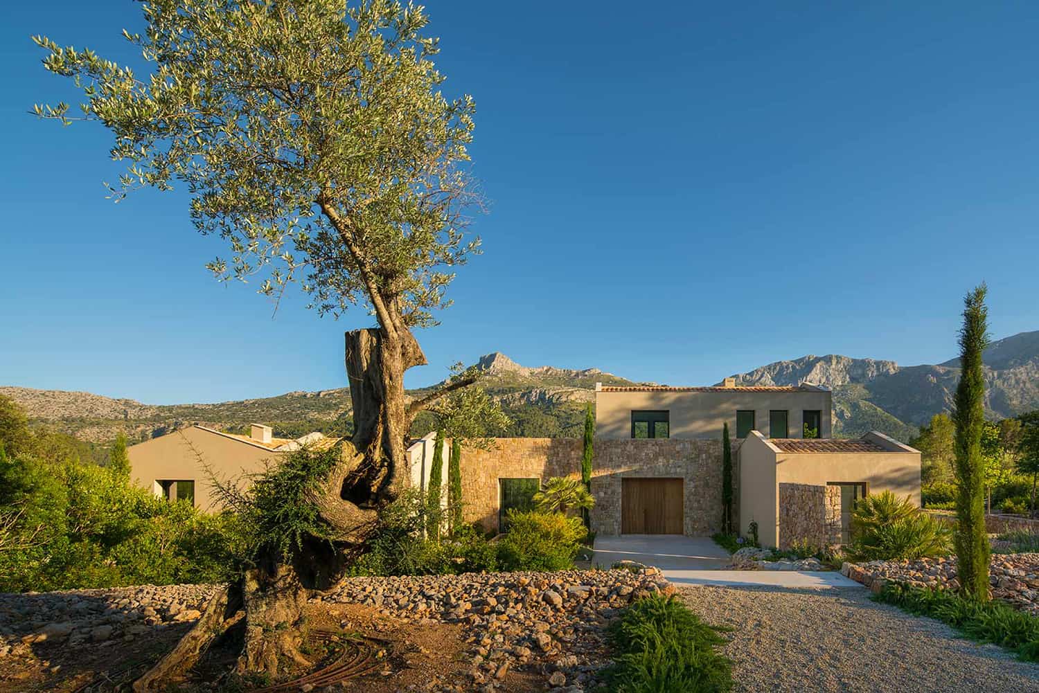 mediterranean-style-home-exterior