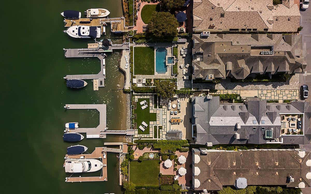 traditional-beach-house-aeriel-view
