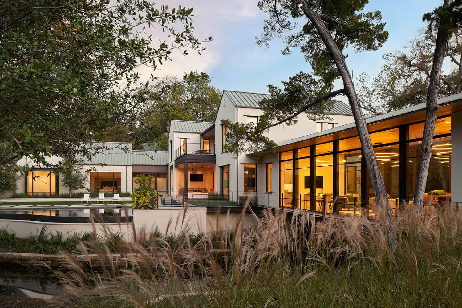 contemporary-home-exterior