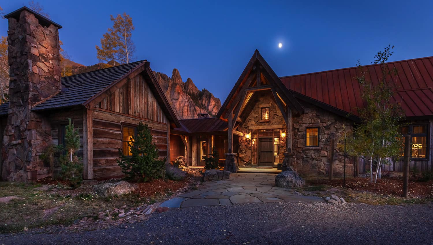 cabin-rustic-exterior