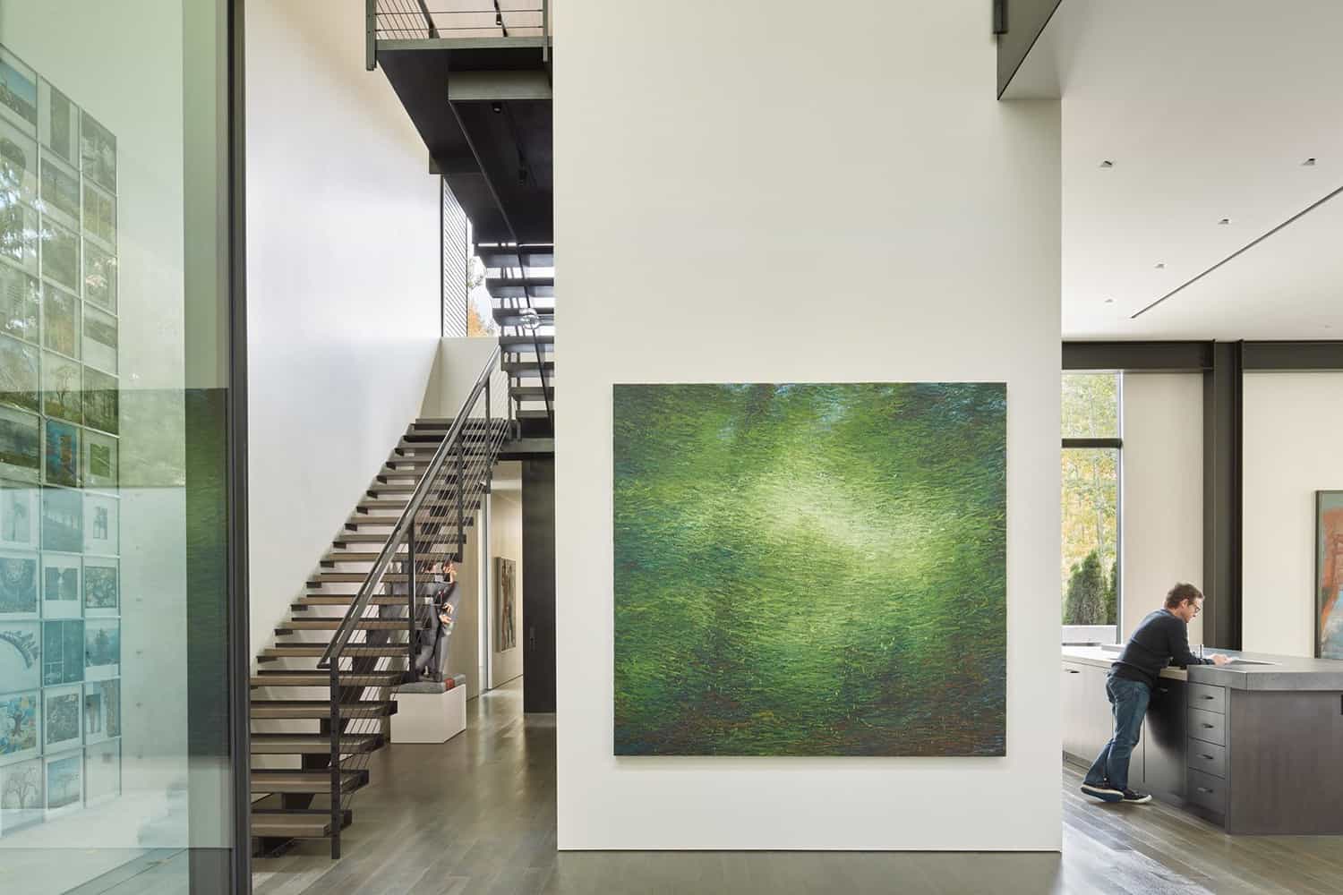 mountain-contemporary-staircase