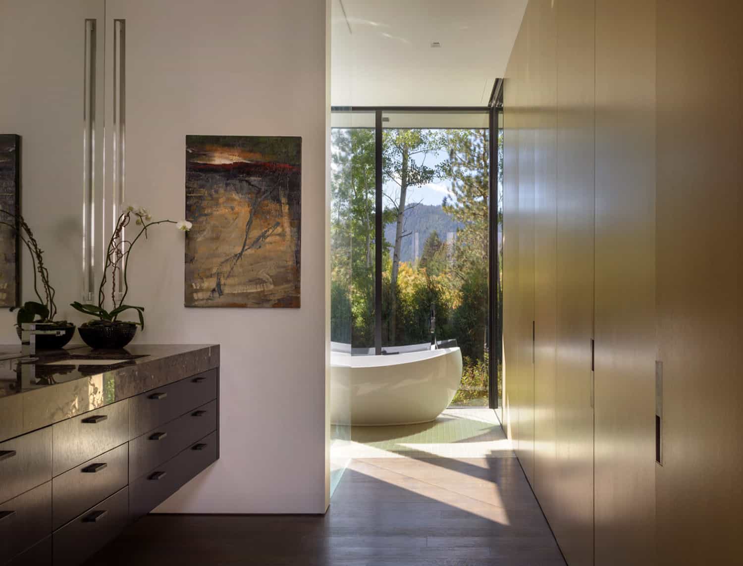 mountain-contemporary-bathroom