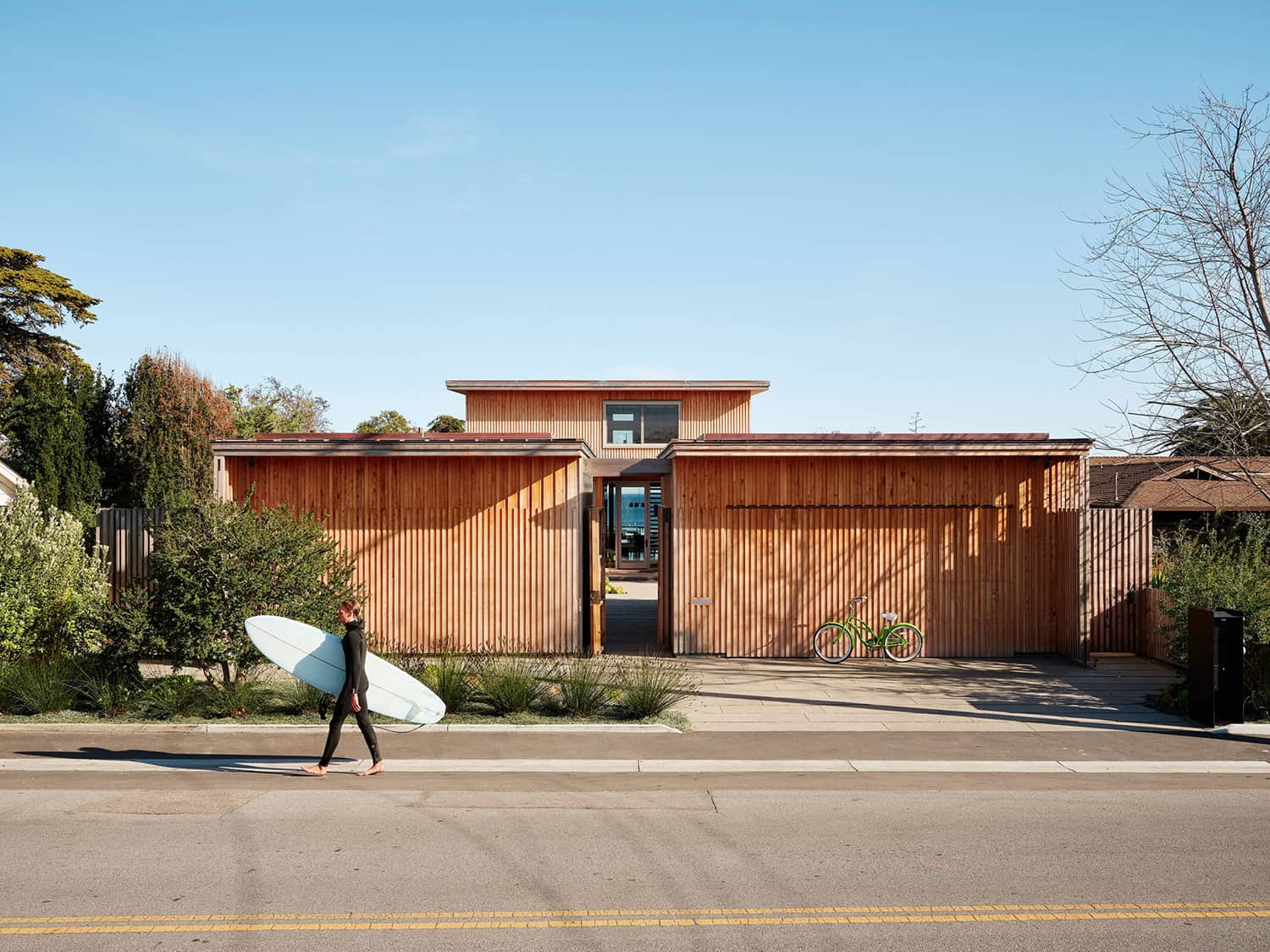 beach-house-exterior