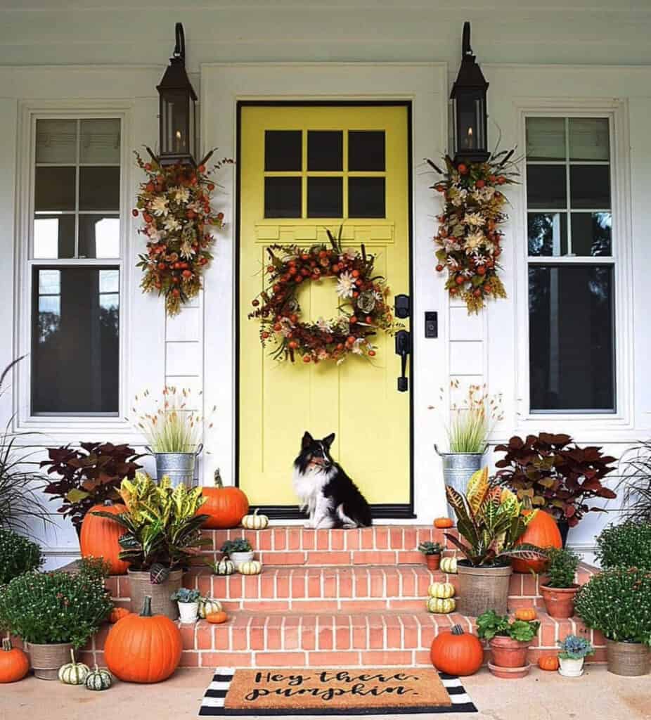 25 Most Beautiful Fall Porch Decorating Ideas To Try This Season