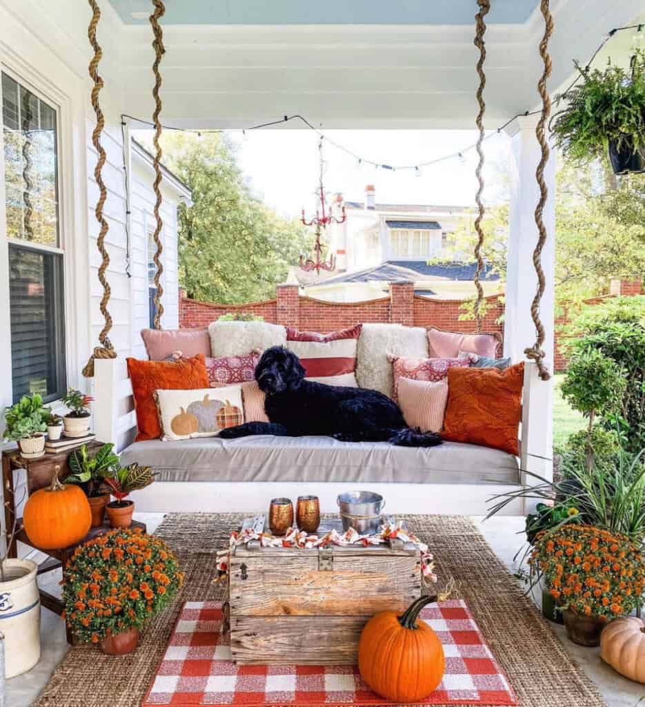 25 Most Beautiful Fall Porch Decorating Ideas To Try This Season