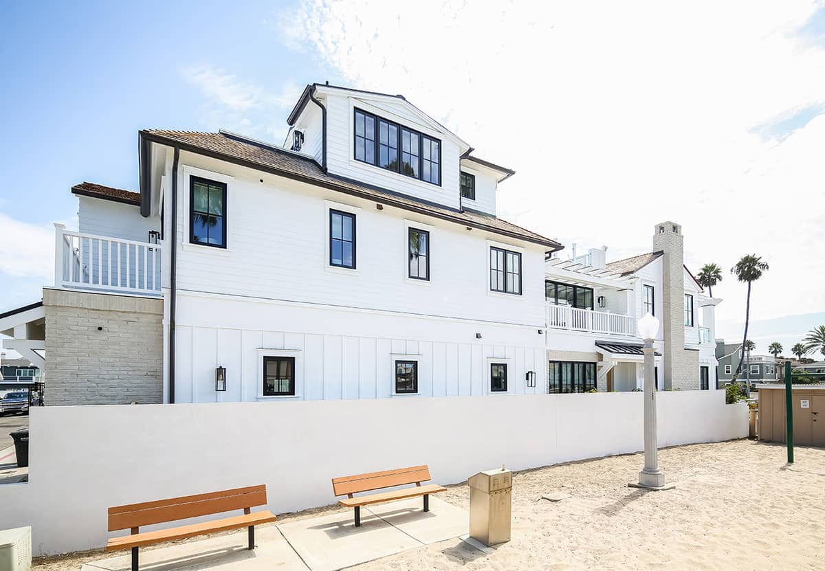 beach-house-exterior
