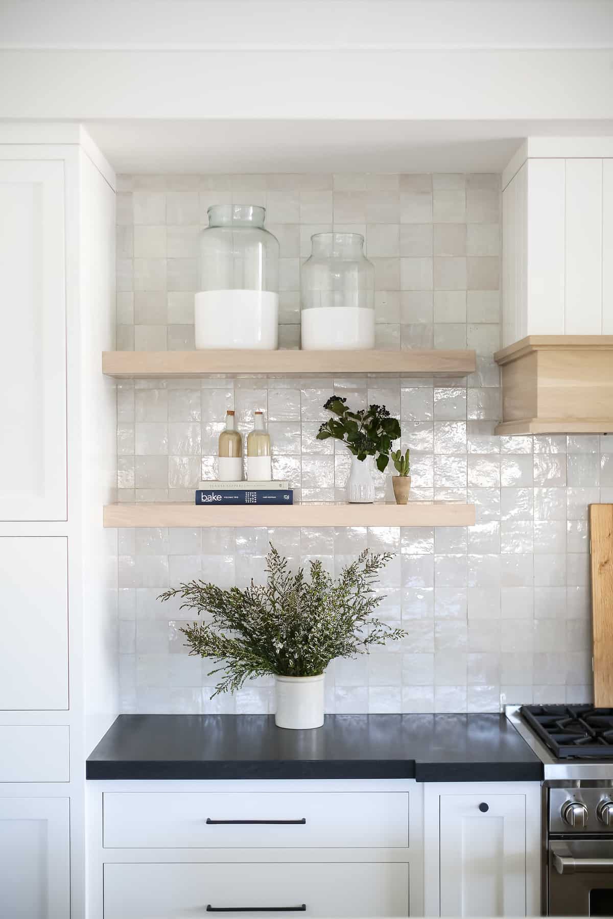 beach-style-kitchen