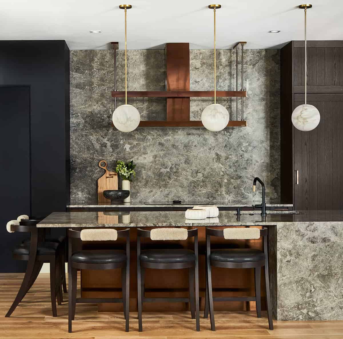 mountain-modern-kitchen