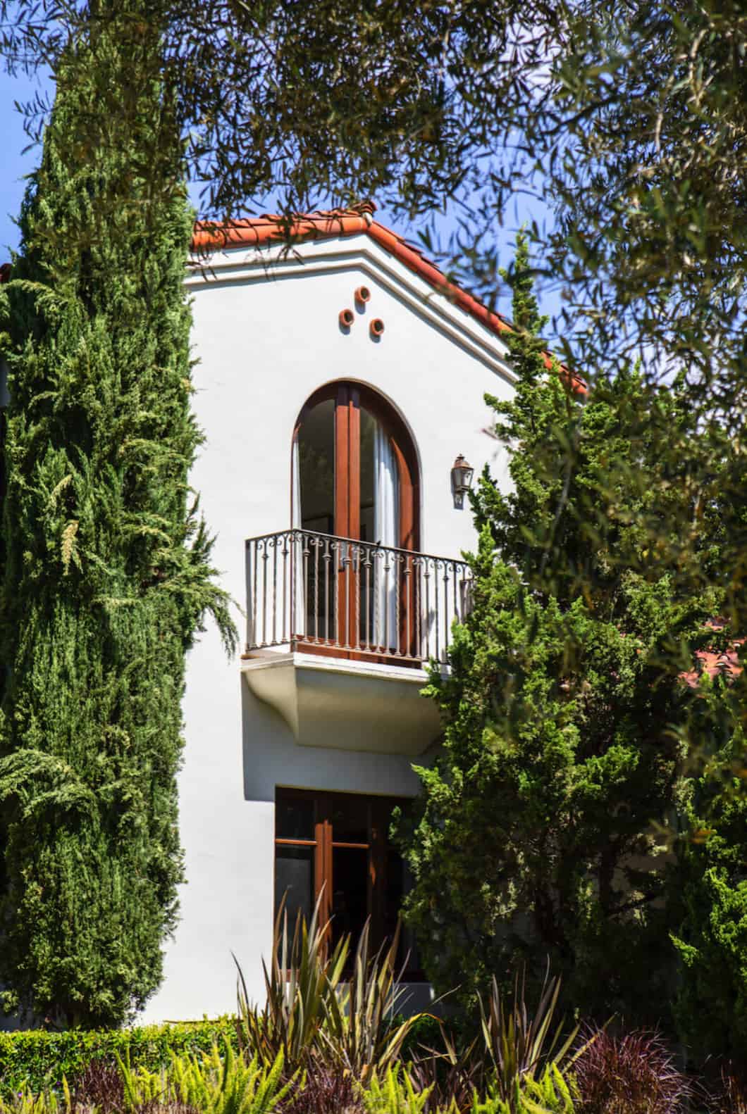 mediterranean-home-exterior