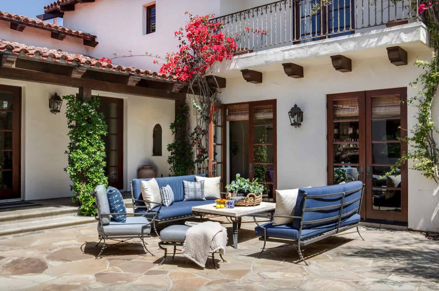 mediterranean-patio