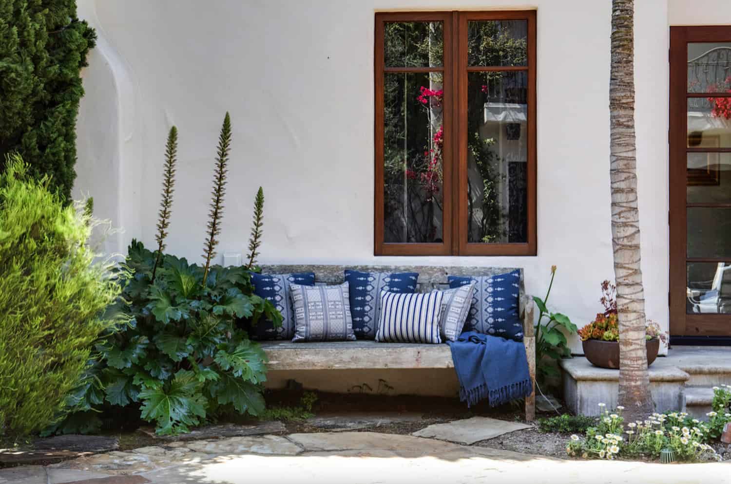 mediterranean-patio