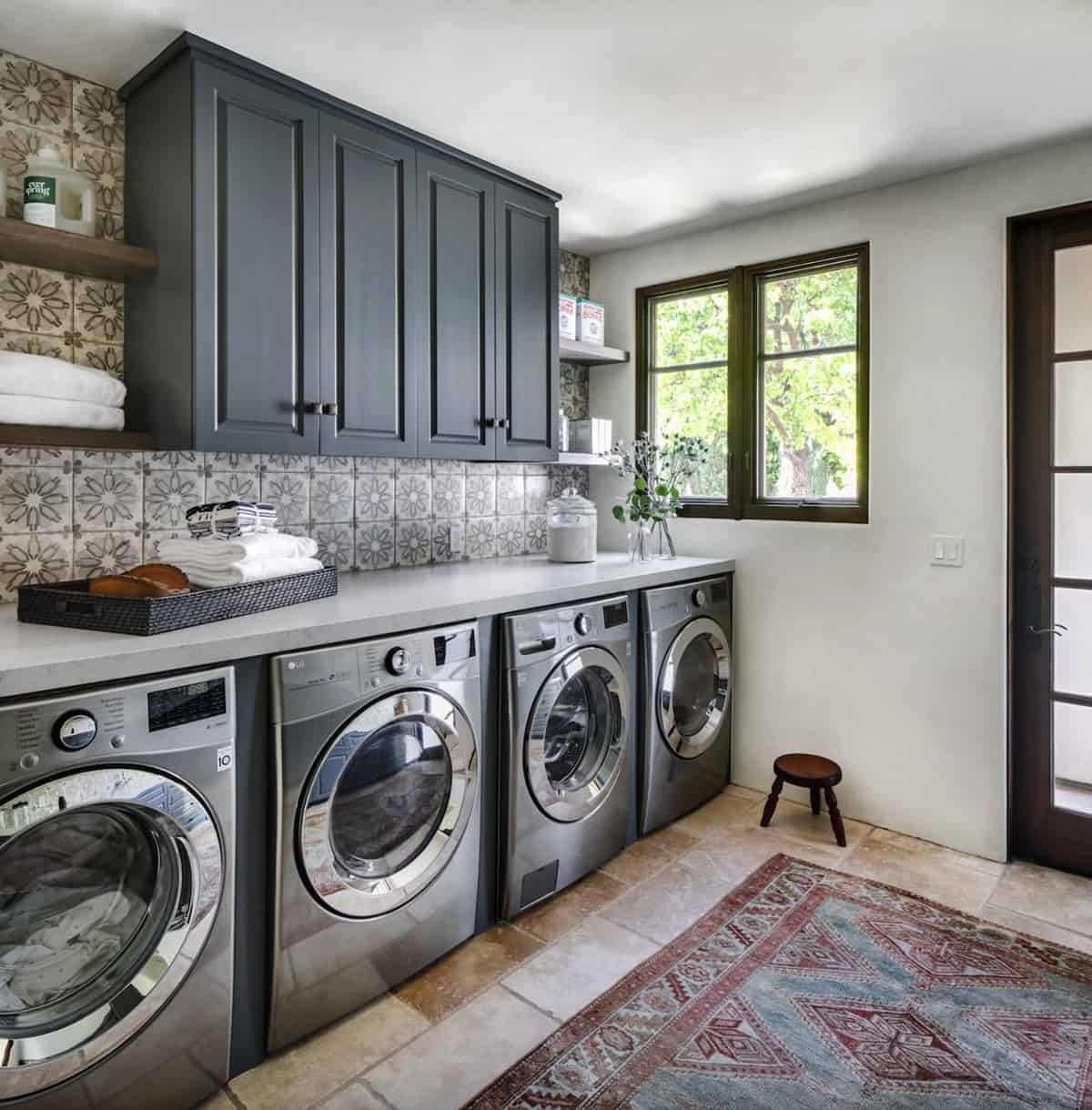 mediterranean-laundry-room