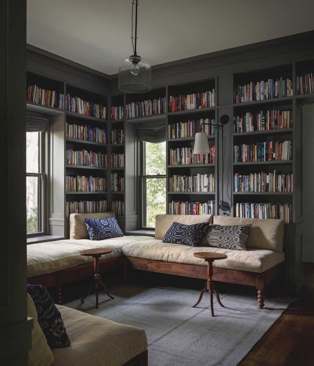 contemporary-farmhouse-style-home-library